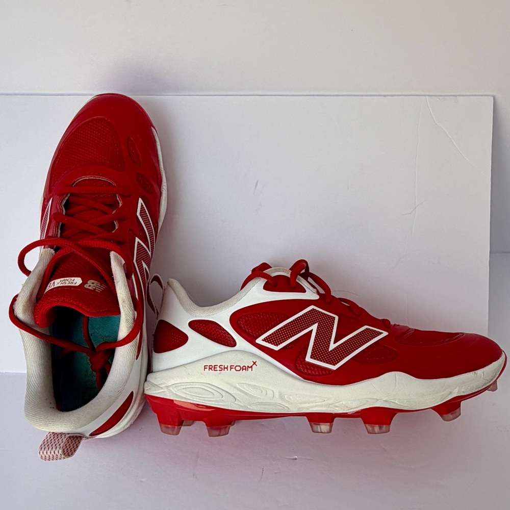 New Balance Fresh Foam X Velo v4 Molded cleats. Size 8.5 Women’s